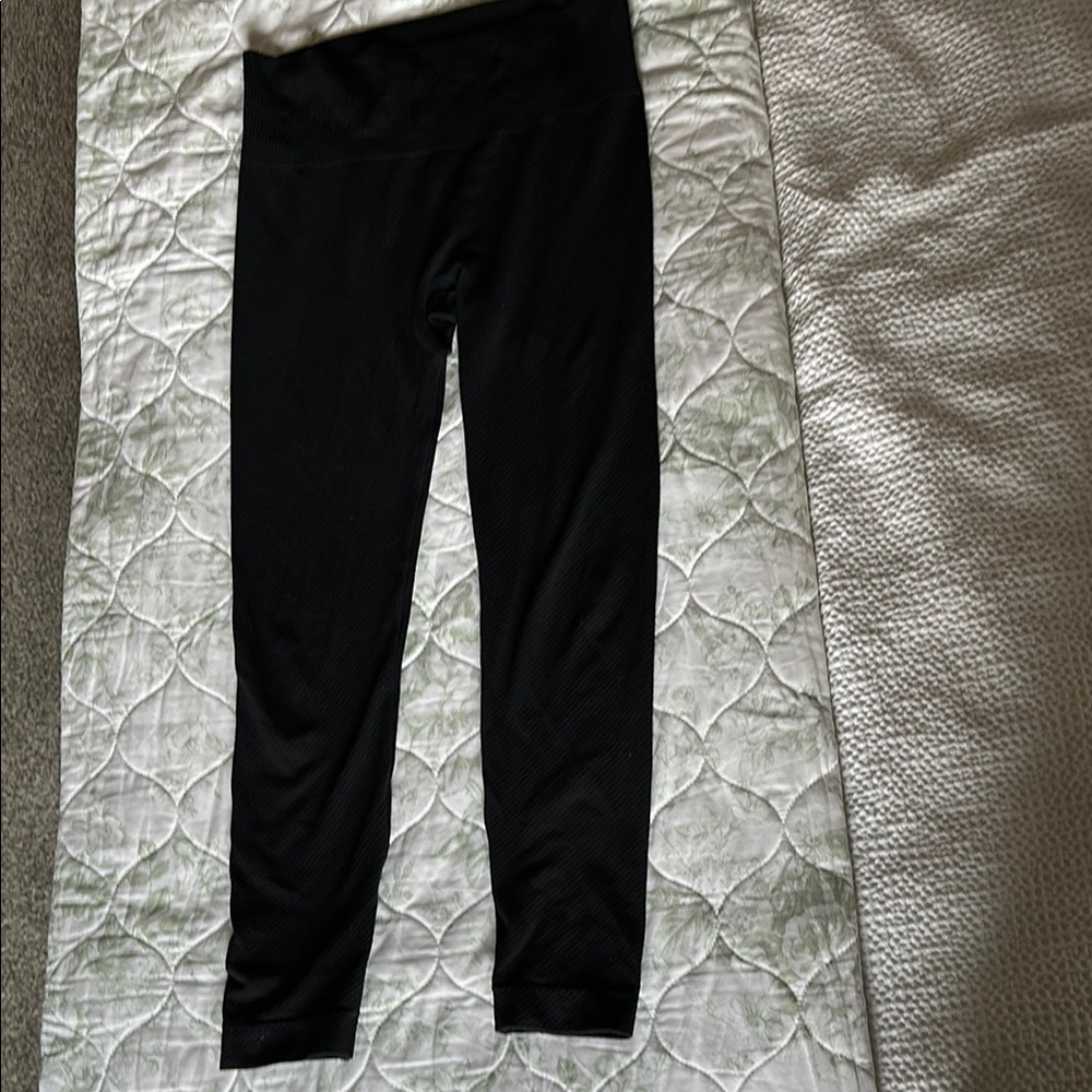 Perfect Moment Black Leggings